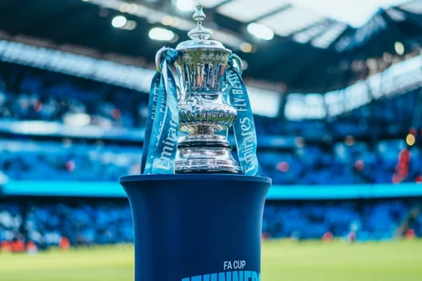 曼城男女足足总杯赛程全敲定！主场战埃克塞特 + 客场碰不败劲旅